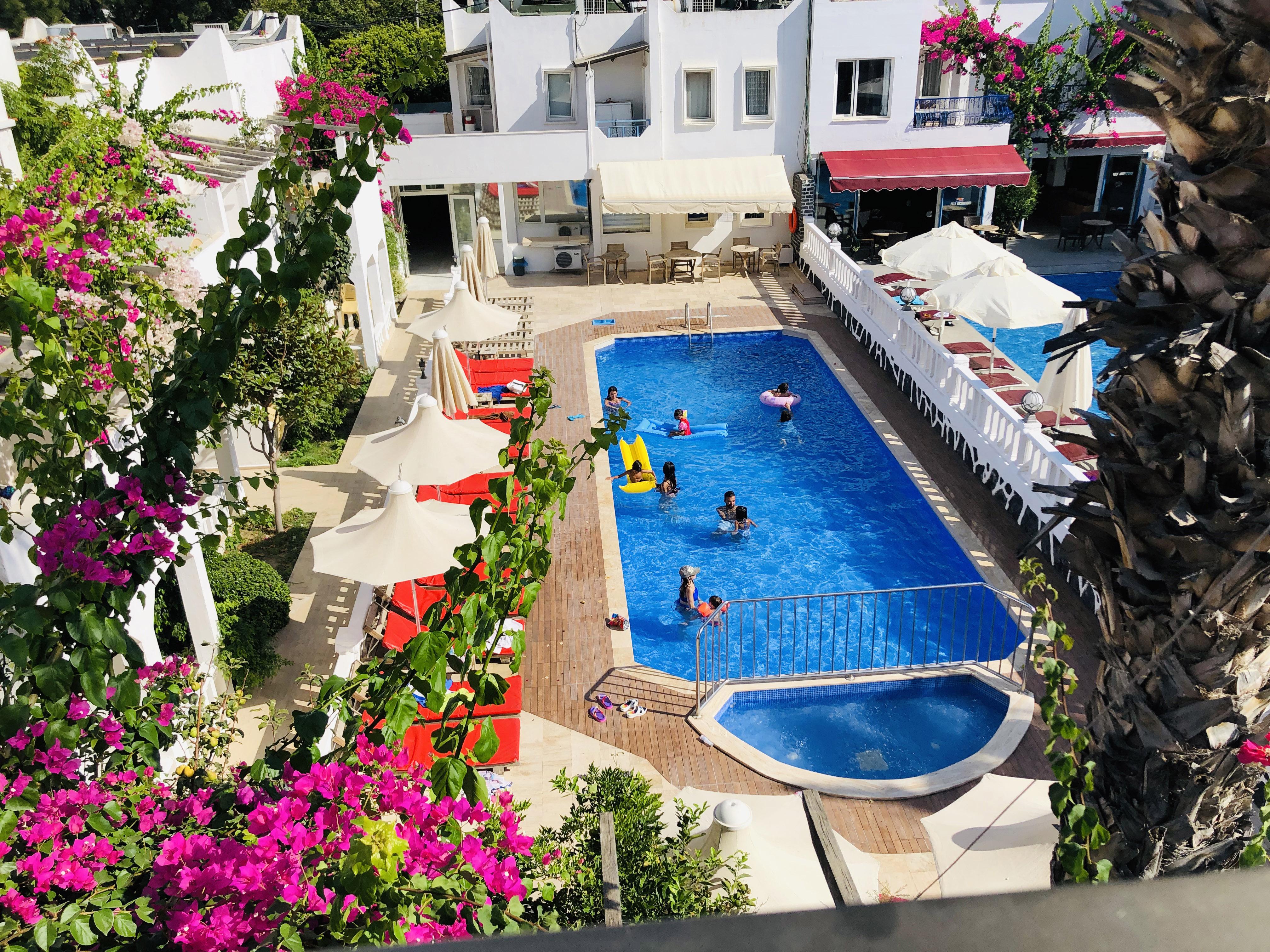 The Hello Hotel Gümbet Esterno foto