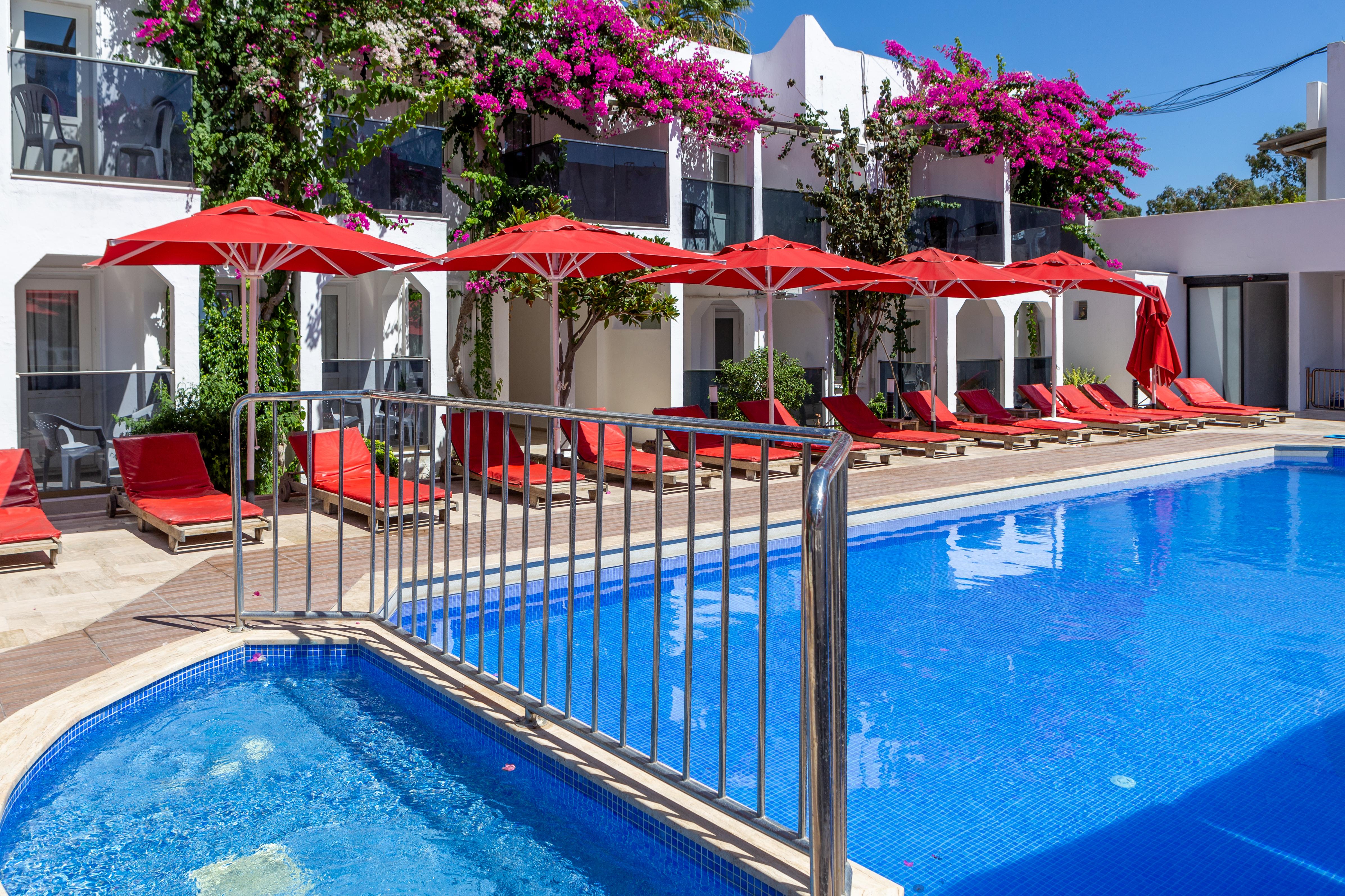 The Hello Hotel Gümbet Esterno foto