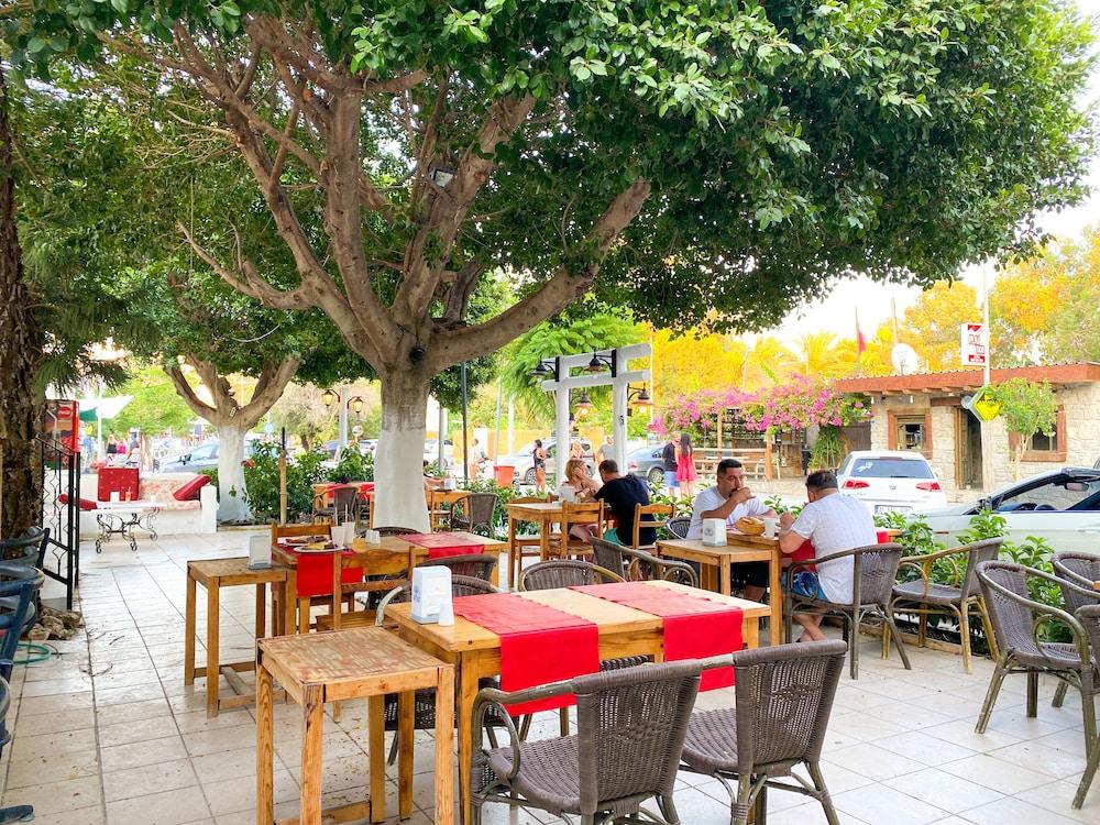 The Hello Hotel Gümbet Esterno foto
