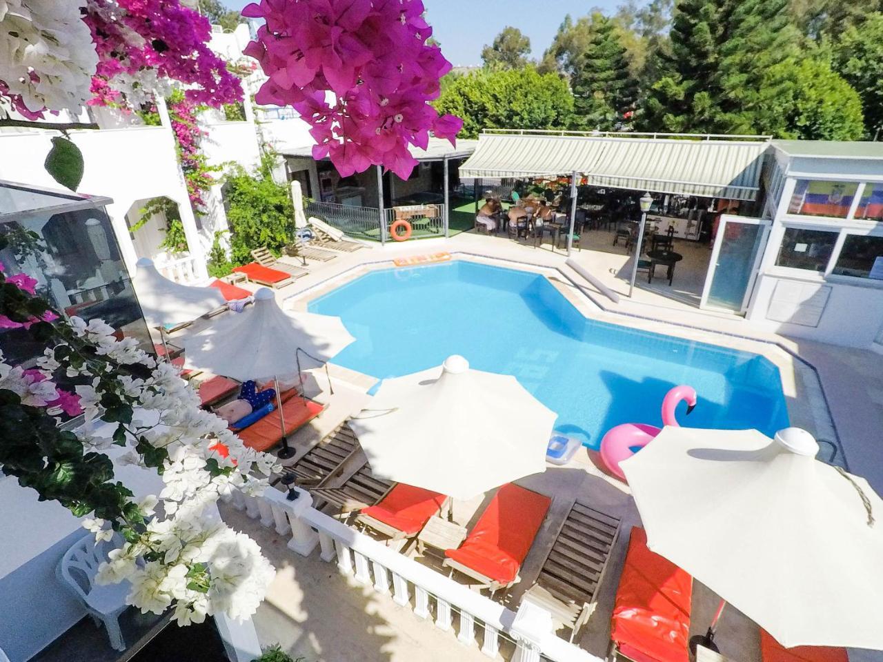 The Hello Hotel Gümbet Esterno foto